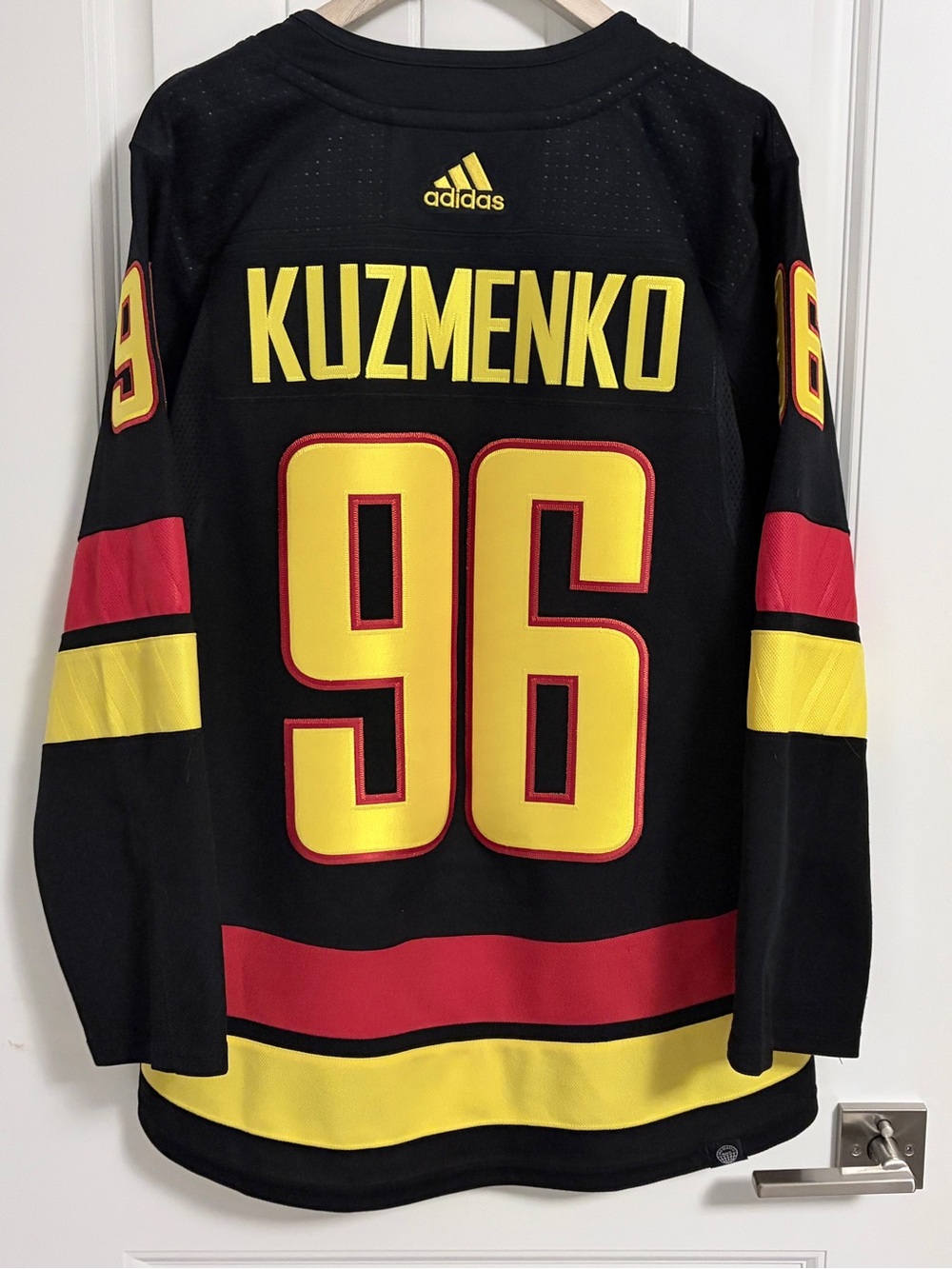 Authentic Adidas Vancouver Canucks Andrei Kuzmenko Black Skate Jersey Size 46